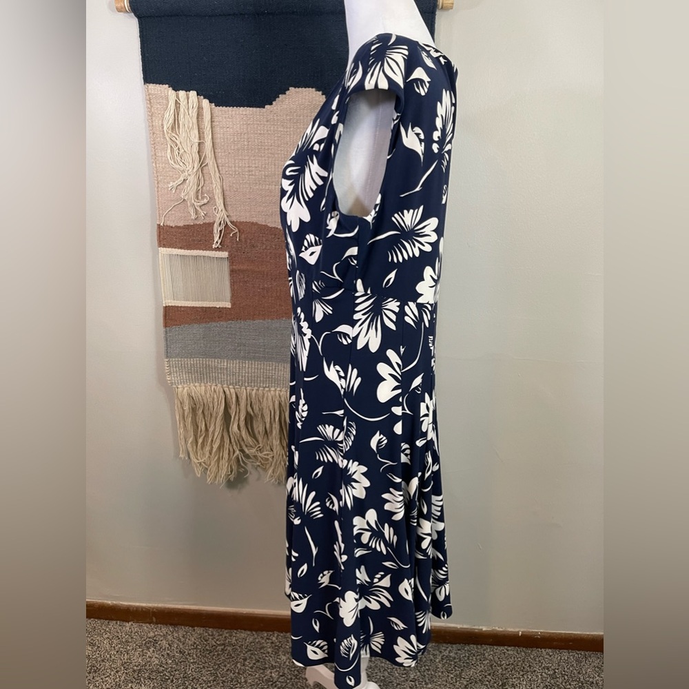Lauren Ralph Lauren Black & White Floral V Neck Cap Sleeve Midi Dress Size 14 - Picture 3 of 5